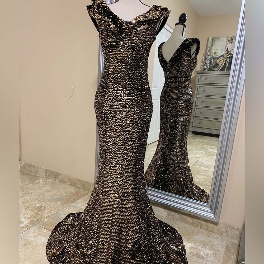Velvet black & gold sequins maxi dress